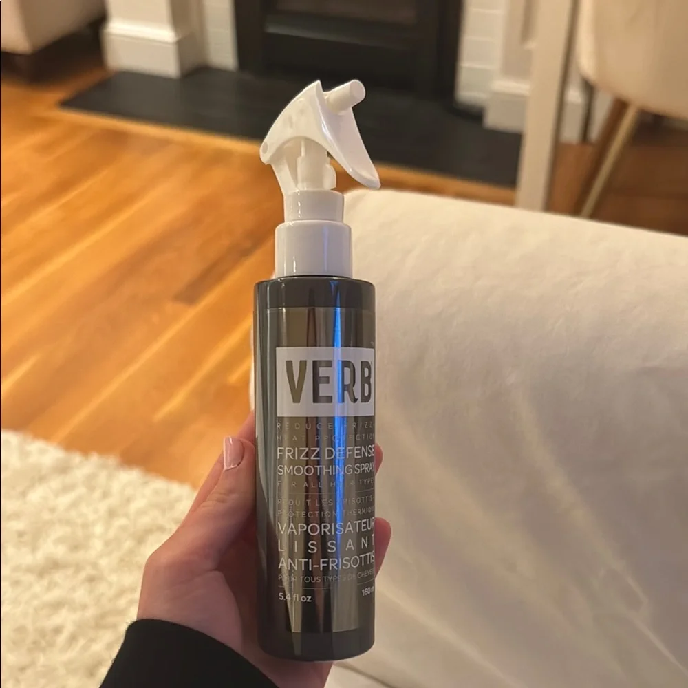 Verb Frizz Defense Smoothing Spray - Picture 2 of 3